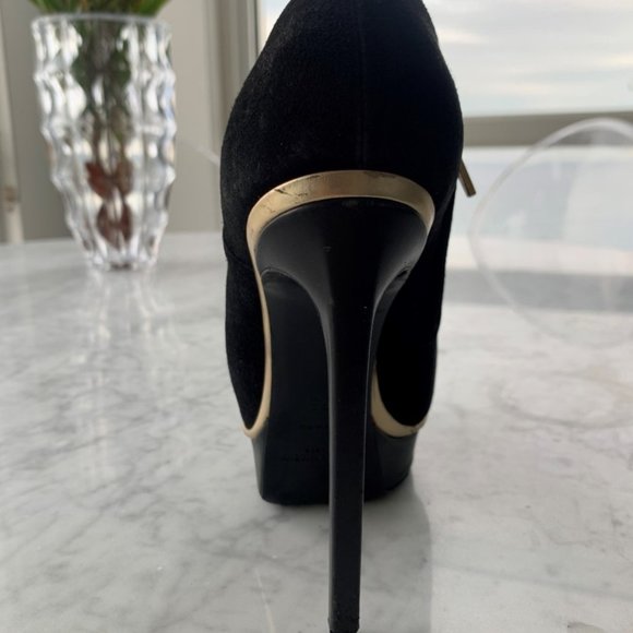 Saint Laurent suade boots